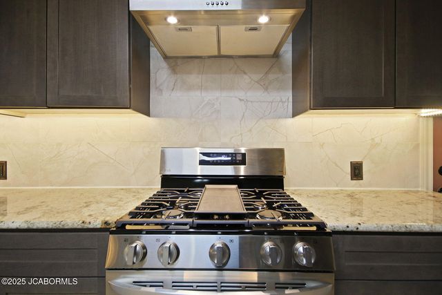 232 PHEASANT LANE, Holts Summit, MO 65043