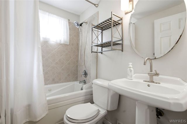 109 Kamper Avenue, Buffalo, NY 14210