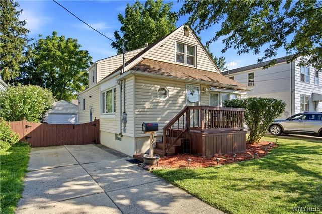 109 Kamper Avenue, Buffalo, NY 14210