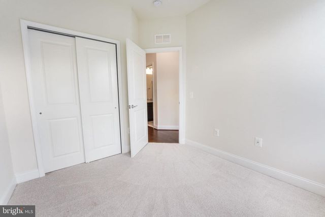 2056 ALDER LN, Dumfries, VA 22026