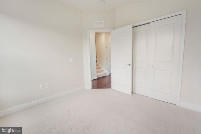 2056 ALDER LN, Dumfries, VA 22026