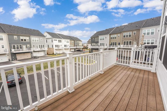 2056 ALDER LN, Dumfries, VA 22026