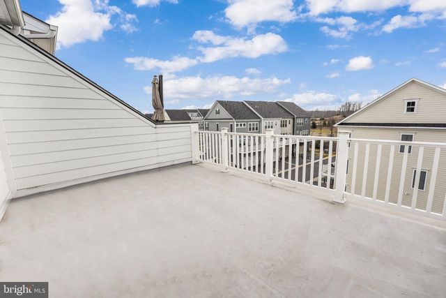 2056 ALDER LN, Dumfries, VA 22026