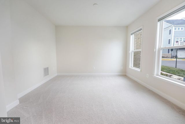 2056 ALDER LN, Dumfries, VA 22026