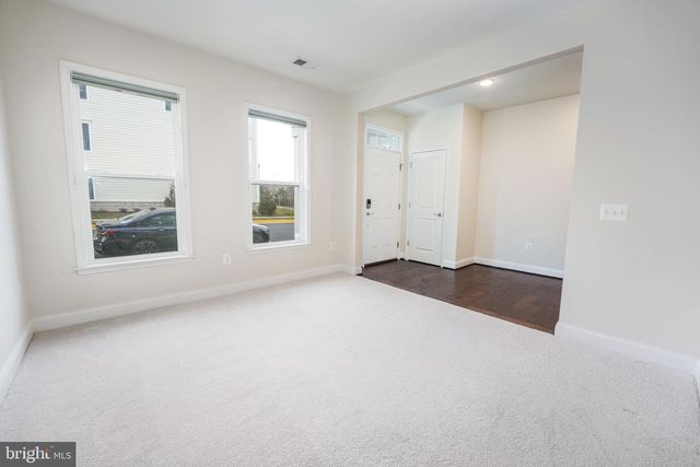 2056 ALDER LN, Dumfries, VA 22026