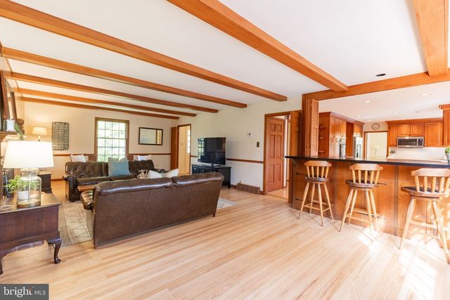 1297 OLD EAGLE SCHOOL RD, Wayne, PA 19087