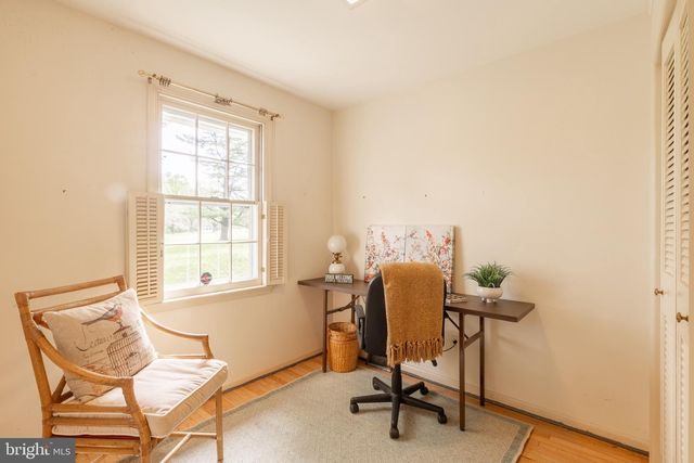 1297 OLD EAGLE SCHOOL RD, Wayne, PA 19087