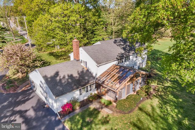 1297 OLD EAGLE SCHOOL RD, Wayne, PA 19087