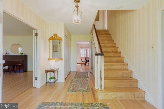 1297 OLD EAGLE SCHOOL RD, Wayne, PA 19087