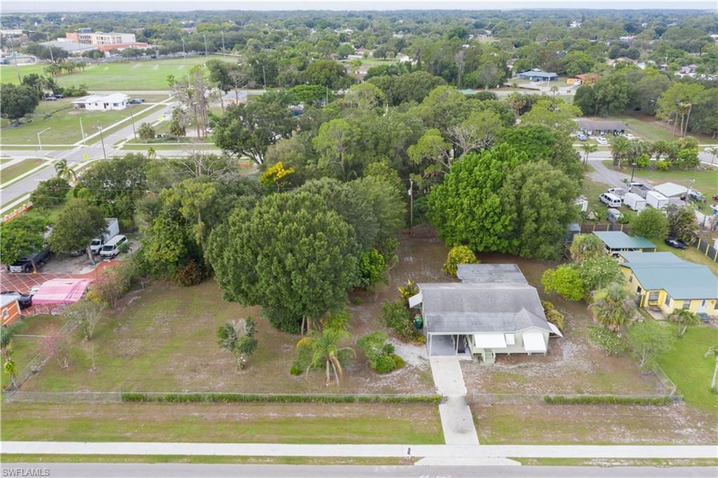 507 Jefferson AVE W, IMMOKALEE, FL 34142 — photo 2