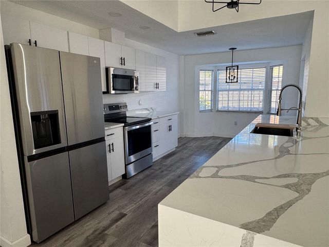 5295 ASHTON PINES LANE, Sarasota, FL 34231