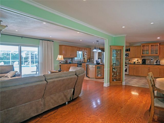 615 VALLE VISTA DRIVE, Brandon, FL 33511