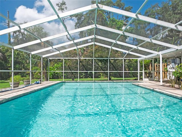 615 VALLE VISTA DRIVE, Brandon, FL 33511