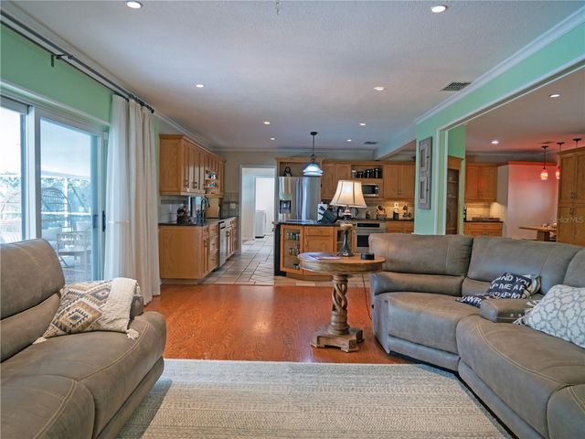 615 VALLE VISTA DRIVE, Brandon, FL 33511