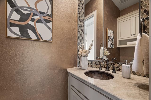 1311 Ketch Court, League City, TX 77573