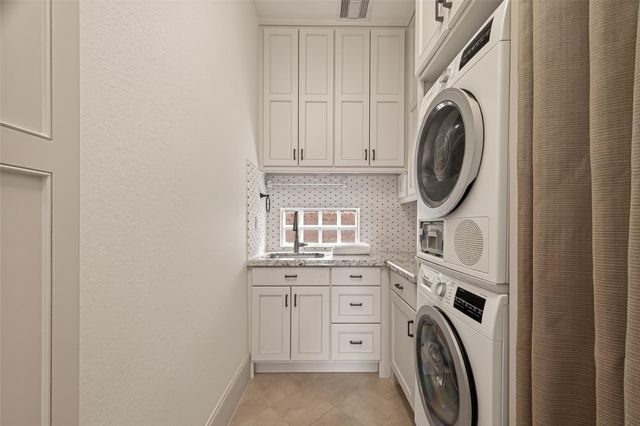 1311 Ketch Court, League City, TX 77573