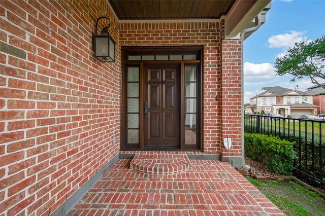 1311 Ketch Court, League City, TX 77573