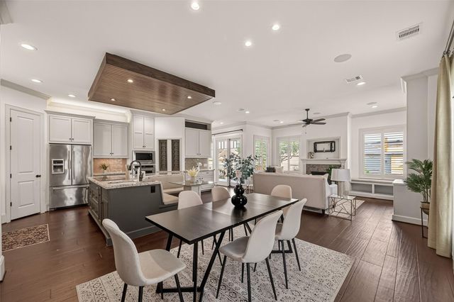 1311 Ketch Court, League City, TX 77573