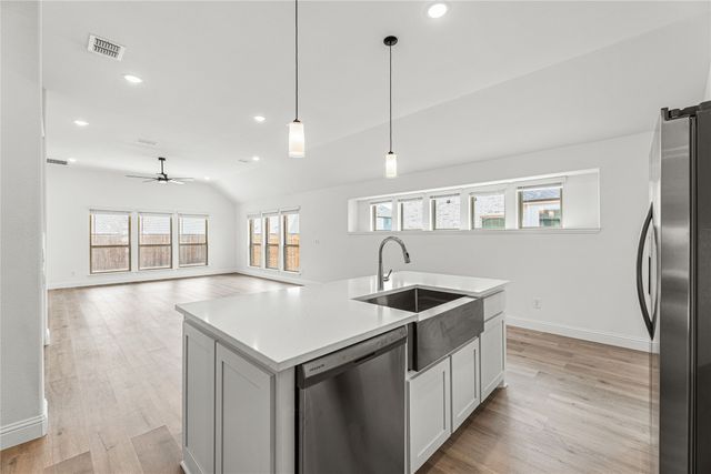 901 Split Oak Lane, Anna, TX 75409