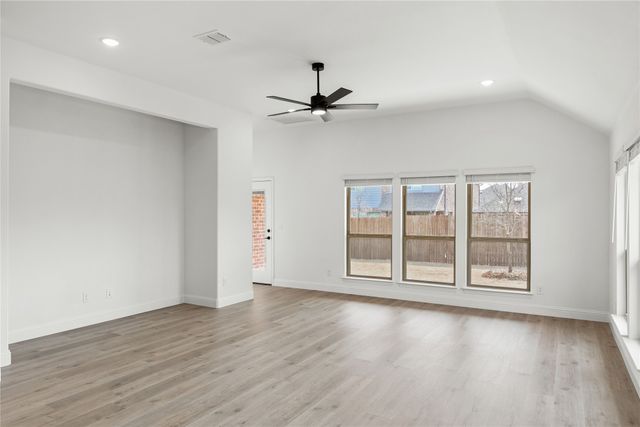 901 Split Oak Lane, Anna, TX 75409