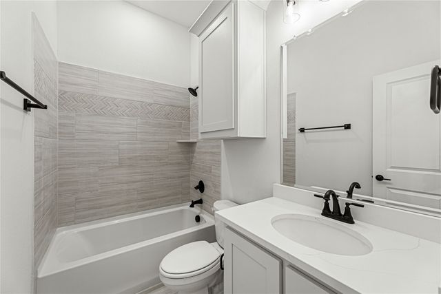 901 Split Oak Lane, Anna, TX 75409