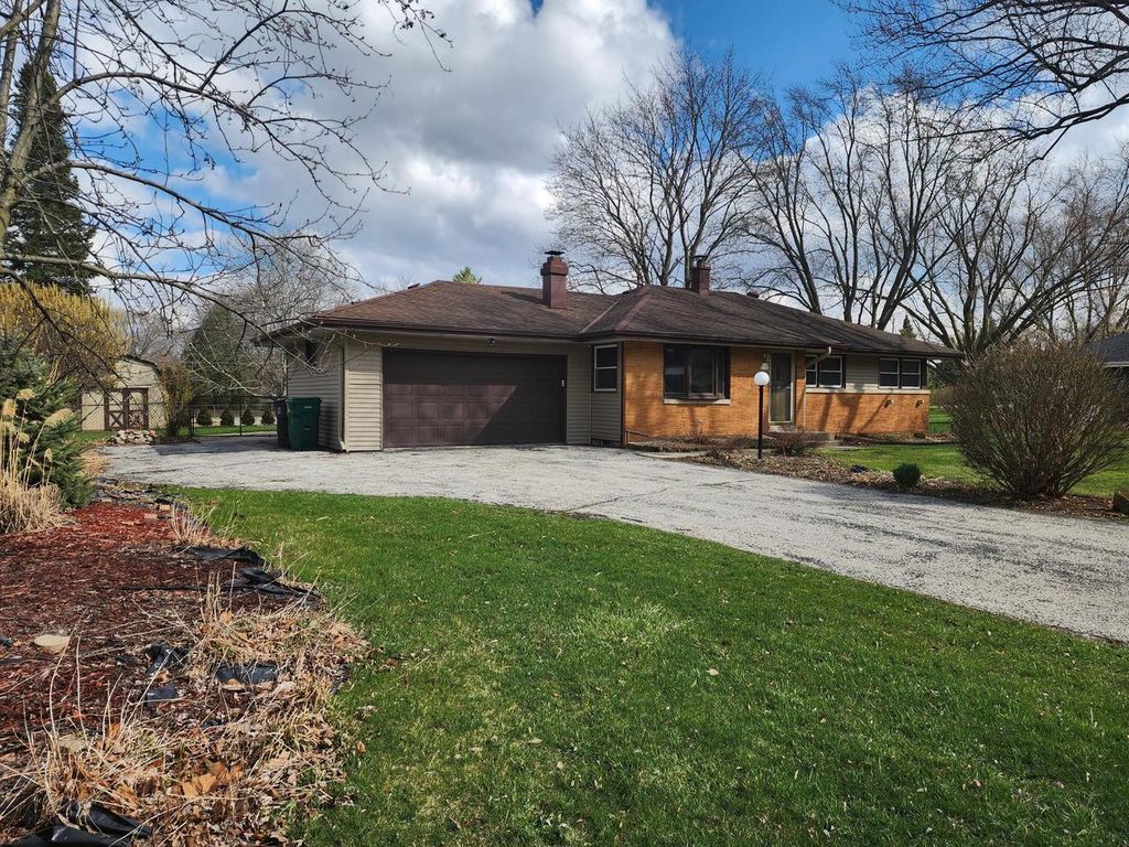 W156N5104 Arbor Vitae COURT, Menomonee Falls, WI 53051