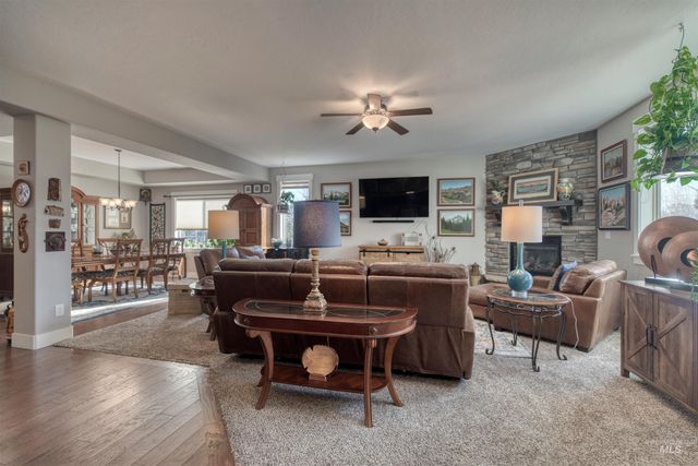 12309 S Carriage Hill Way, Nampa, ID 83686