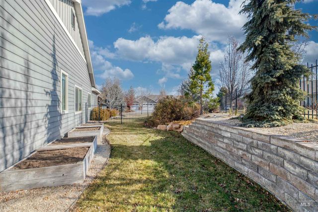 12309 S Carriage Hill Way, Nampa, ID 83686