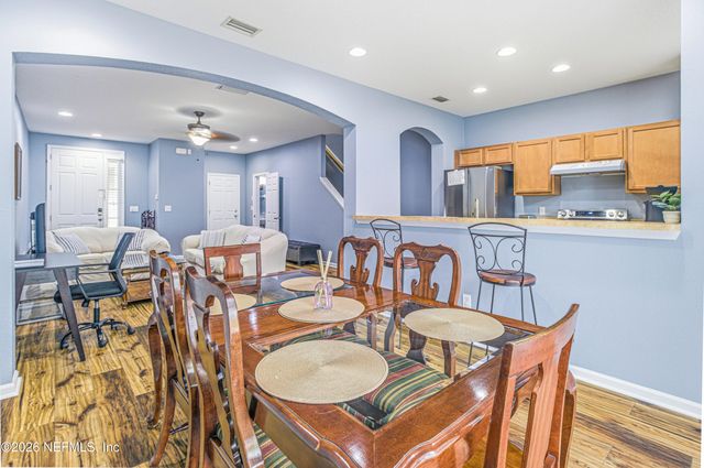 3690 CRESWICK Circle B, Orange Park, FL 32065
