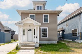 1320 Jerome Street, Lansing, MI 48912