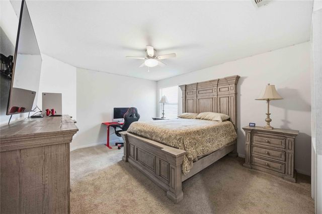 2526 Crystal Shore Drive, Rosharon, TX 77583