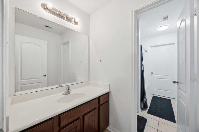 2526 Crystal Shore Drive, Rosharon, TX 77583
