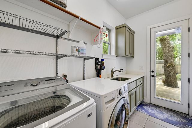 1002 Linden ST, Austin, TX 78702
