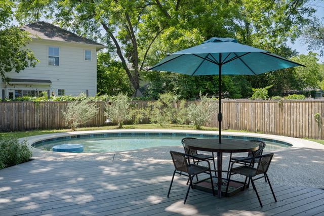 1002 Linden ST, Austin, TX 78702