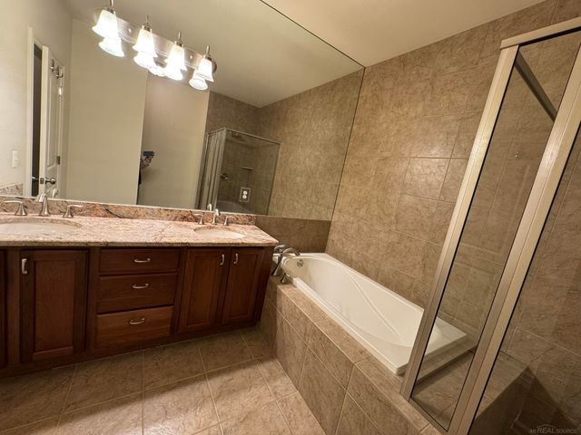 21262 Lilac Lane, Clinton Twp, MI 48036