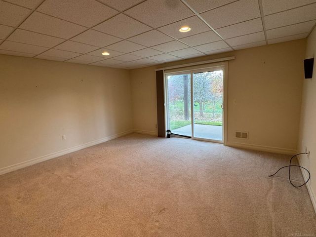 21262 Lilac Lane, Clinton Twp, MI 48036