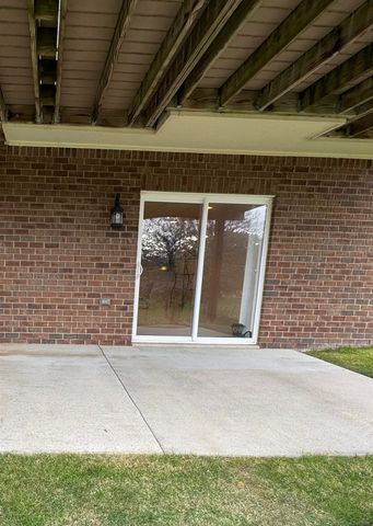 21262 Lilac Lane, Clinton Twp, MI 48036