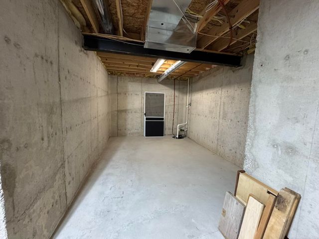 21262 Lilac Lane, Clinton Twp, MI 48036