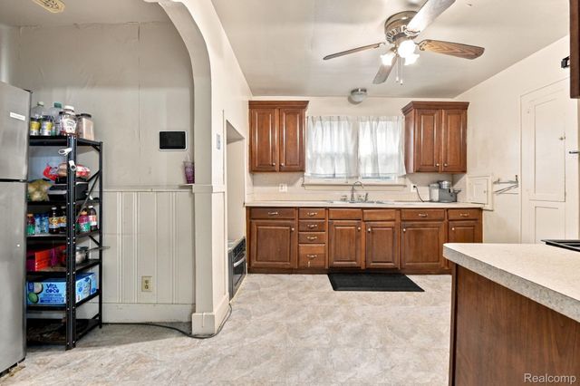15492 Indiana Street, Detroit, MI 48238