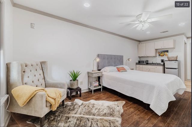 915 Stewart, Dallas, TX 75208