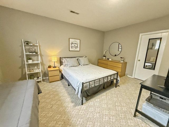 1113 Pine STREET, Onalaska, WI 54650