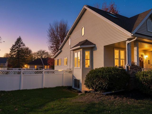 1113 Pine STREET, Onalaska, WI 54650