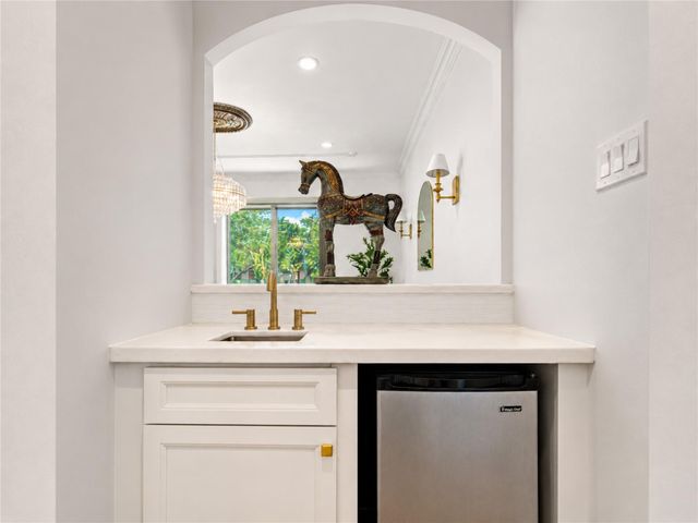 806 Herdsman Drive, Houston, TX 77079