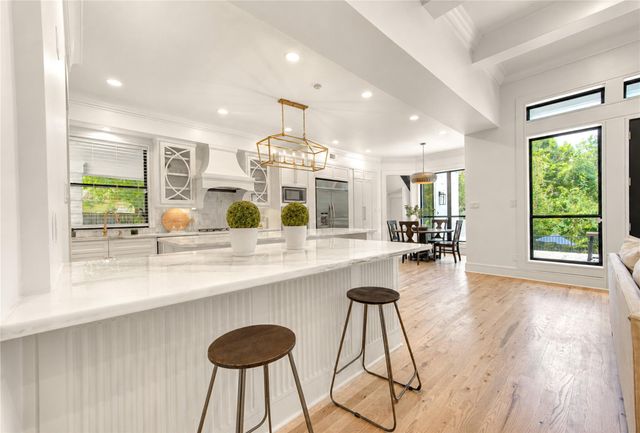 806 Herdsman Drive, Houston, TX 77079