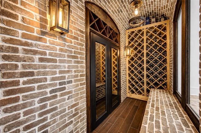 806 Herdsman Drive, Houston, TX 77079