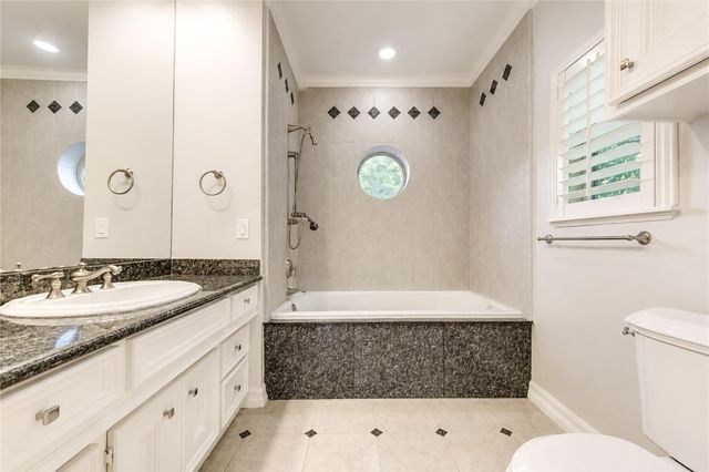 806 Herdsman Drive, Houston, TX 77079