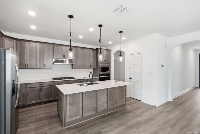 12437 Nazareth, San Antonio, TX 78253