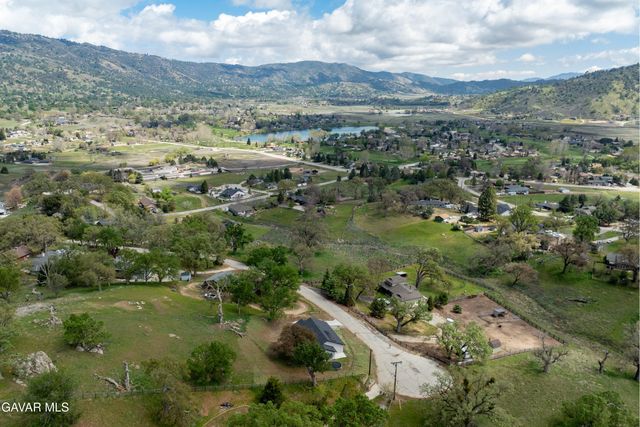 23841 Parke Court, Tehachapi, CA 93561