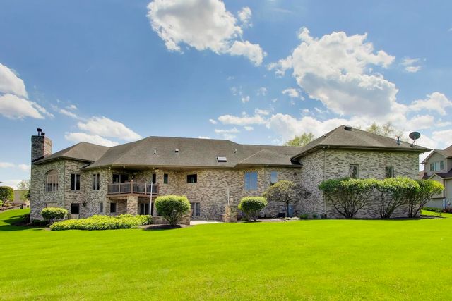 25860 Prairie Hill Lane, Plainfield, IL 60585