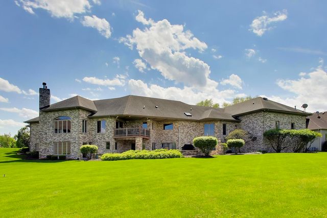 25860 Prairie Hill Lane, Plainfield, IL 60585
